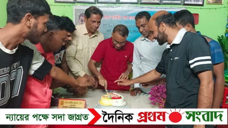 সুপার হিরো ডি এ তায়েব ফ্যান ক্লাব শেরপুর জেলার উদ্যোগে টুনটুনির জন্মদিন পালন