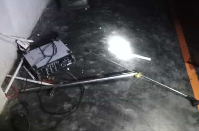 নালিতাবাড়ীতে মসজিদে নেশাগ্রস্তদের হামলা ও ভাংচুর: ইমামসহ মুসল্লি আহত