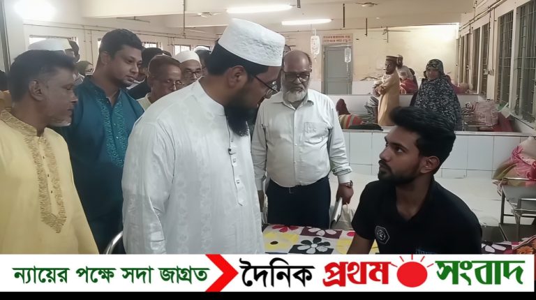 শেরপুর সদর হাসপাতাল পরিদর্শন করেন এমপি হাফেজ রাশেদুল ইসলাম