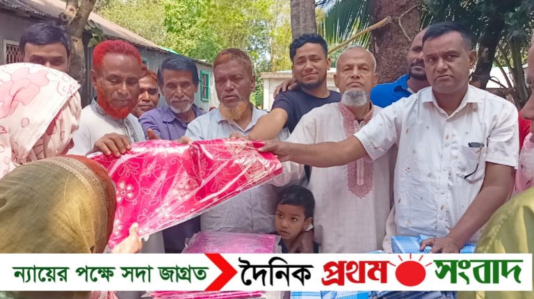 বাজিতখিলায় হতদরিদ্র ও অসহায় পরিবারের মাঝে ঈদ উপহার বিতরণ