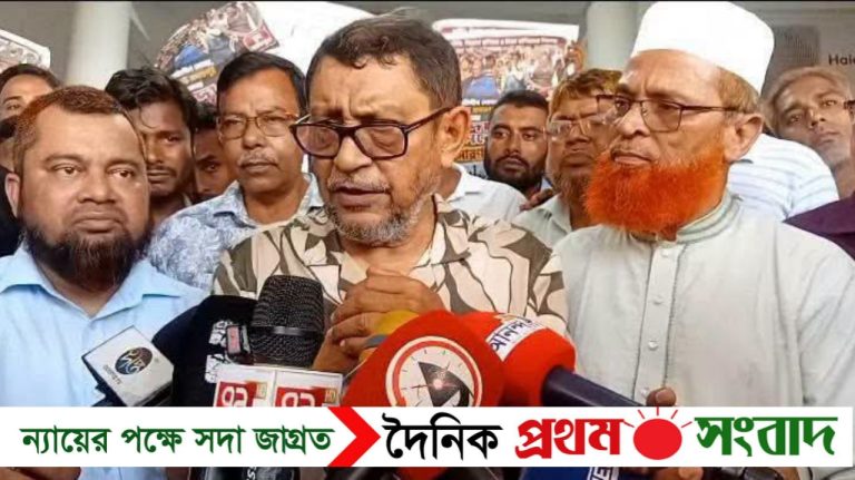 গাইবান্ধায় স্বাস্থ্যমন্ত্রীর আকস্মিক হাসপাতাল পরিদর্শনে চিকিৎসকসহ দুজন সামরিক বরখাস্ত