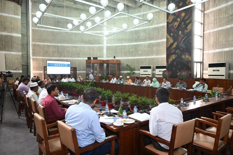 সরকারি প্রতিষ্ঠান কমিটির তৃতীয় বৈঠক অনুষ্ঠিত